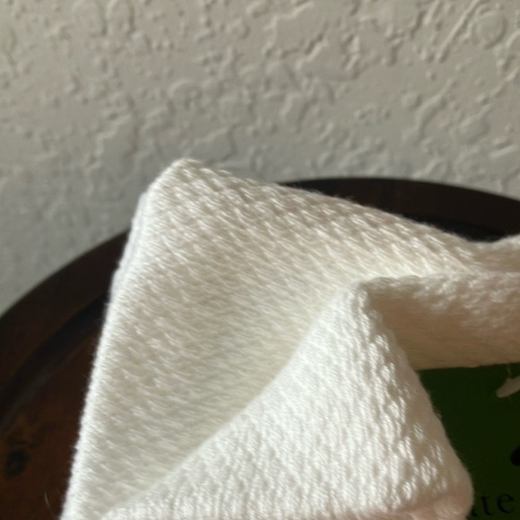 Kate Spade: Strawberry Lemonade Kitchen Towel- 100% cotton- set of 2 - Picture 12 of 12